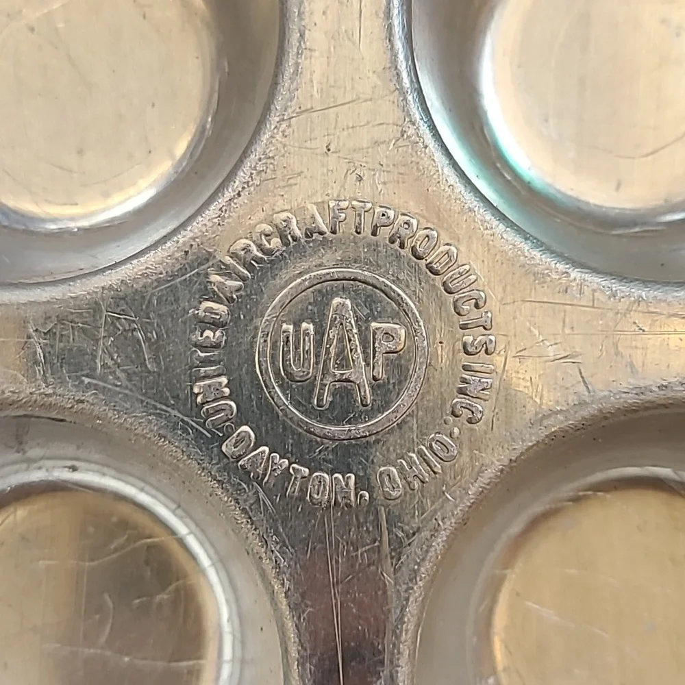 Vintage Muffinaire Junior Muffin Tin